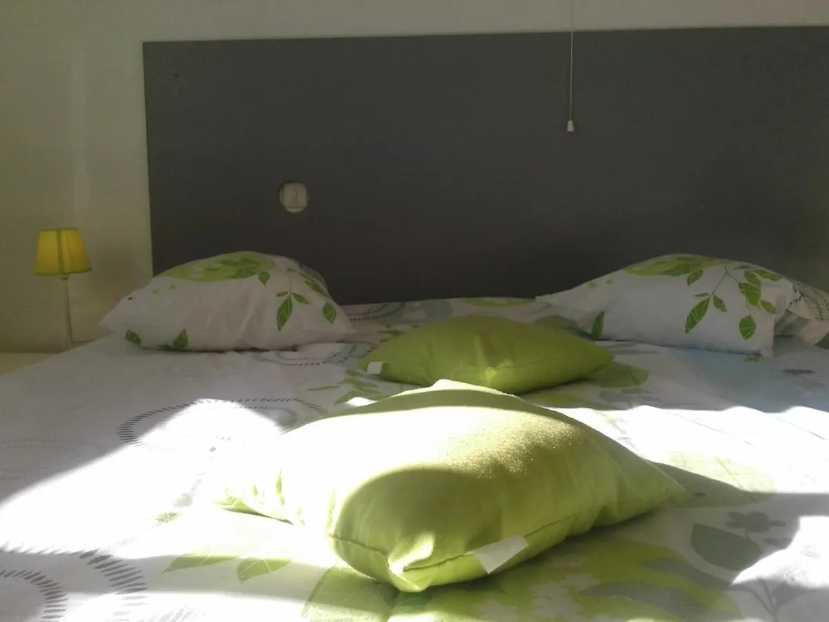 Maison Venitia Aussonne B&B